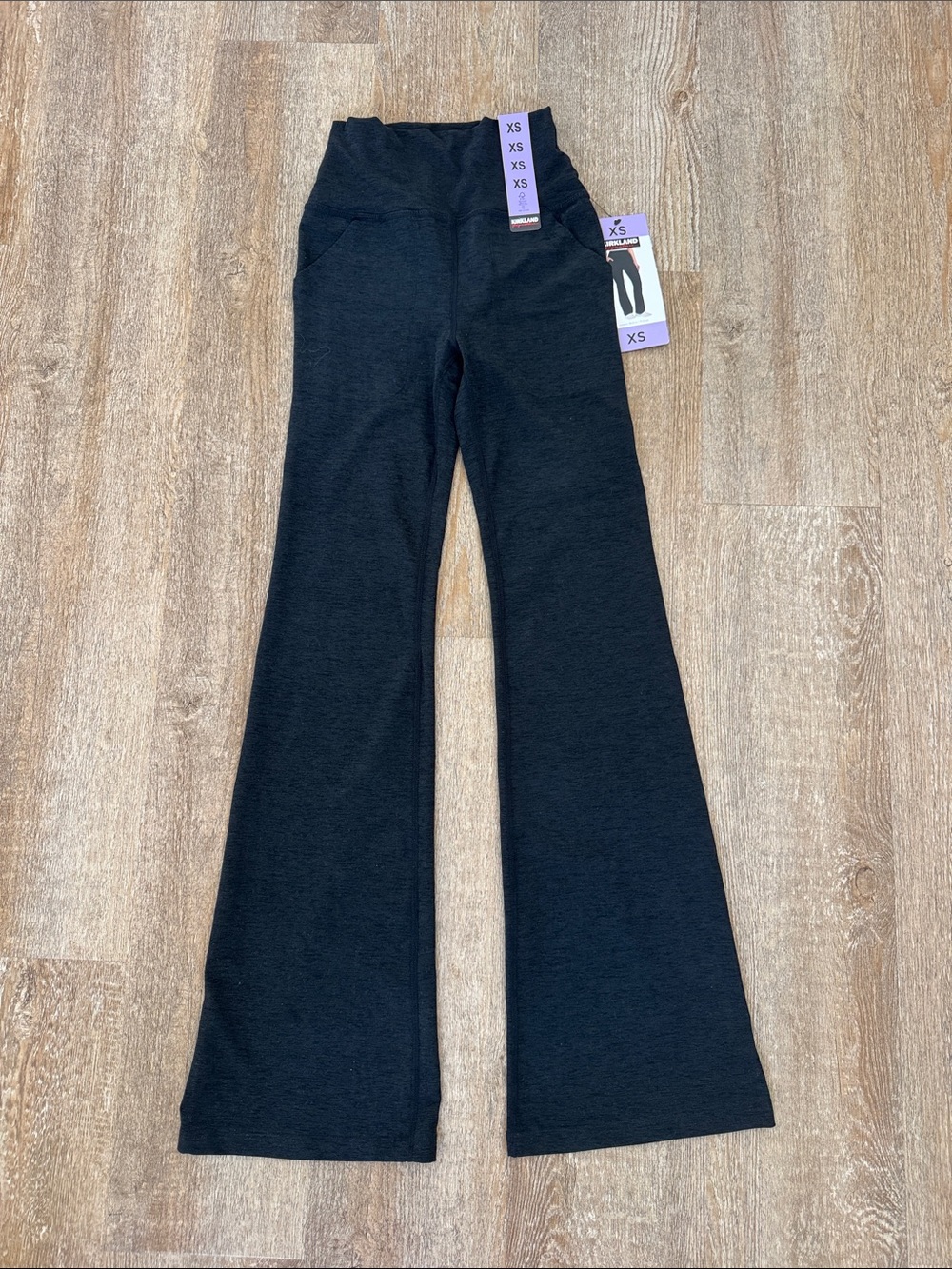 Costco Women’s Flare Leggings - xs